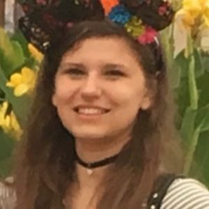 Meet your Posher, Kayla